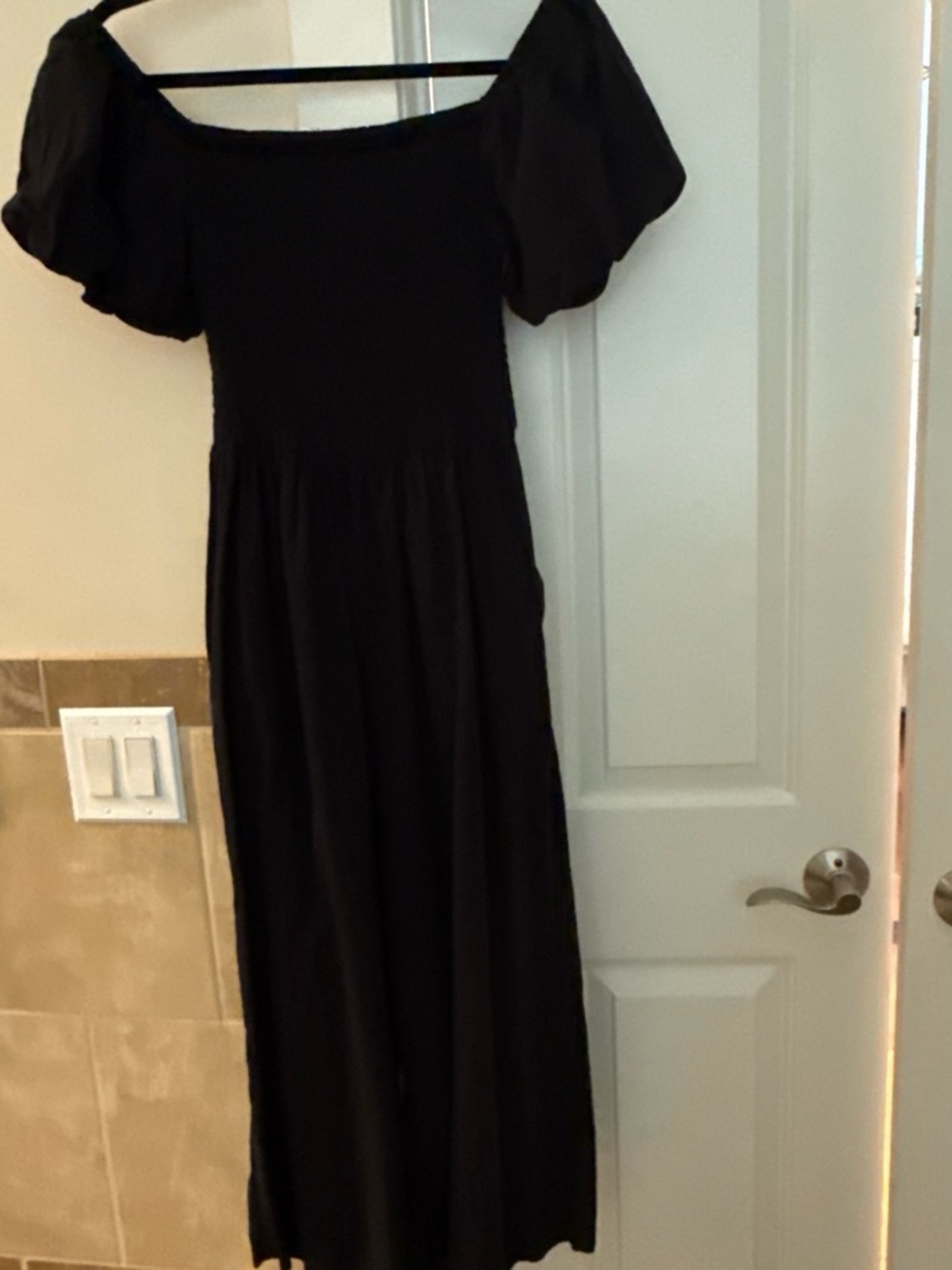 Black Puff-Sleeve jumpsuit- Classic Women's Dress